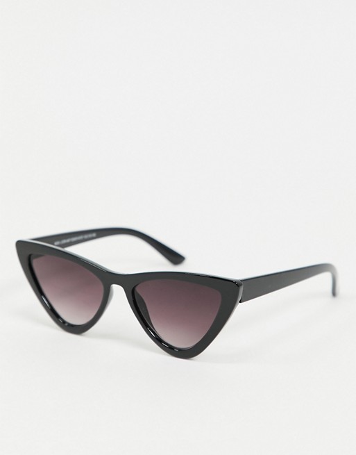 New Look cateye sunglasses in black