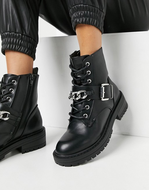 New Look chain detail lace up biker flat boot in black