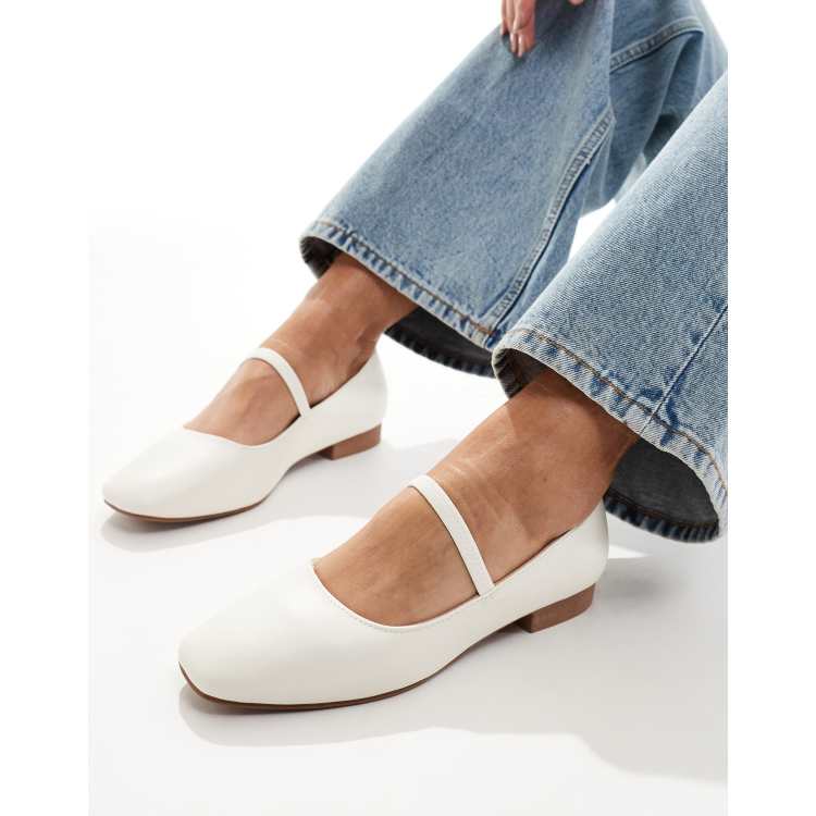 New Look Chaussures babies a bride elastique Blanc casse ASOS