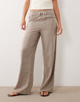 New Look check wide leg trousers with piping in brown