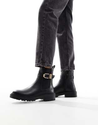 New Look chelsea boot with hardware detail in black | ASOS