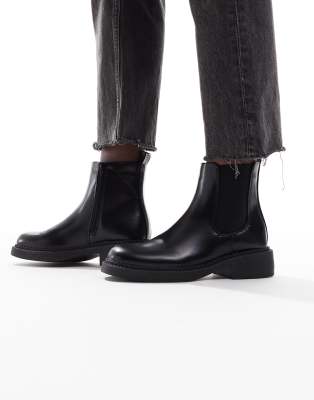 New Look - Chelsea-Stiefel in Schwarz mit eckiger Zehenpartie