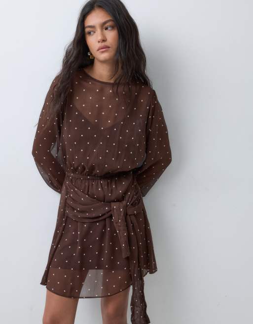 New Look chiffon belted sash detail mini dress in brown polka dot, 5 of 5