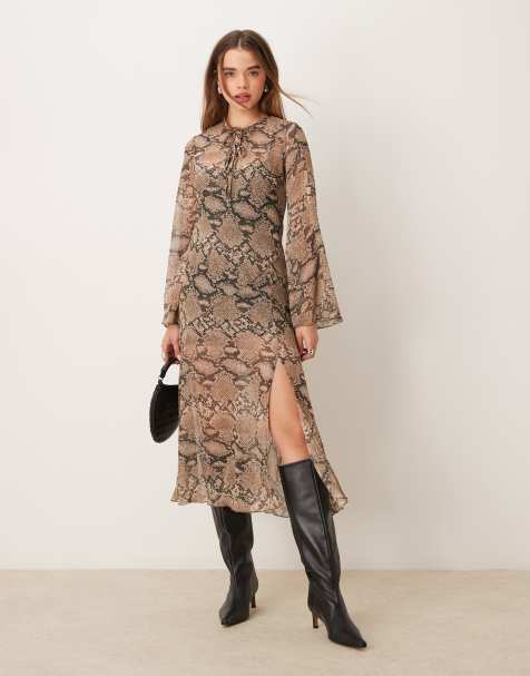 New Look chiffon midi dress in snake pattern - view 1