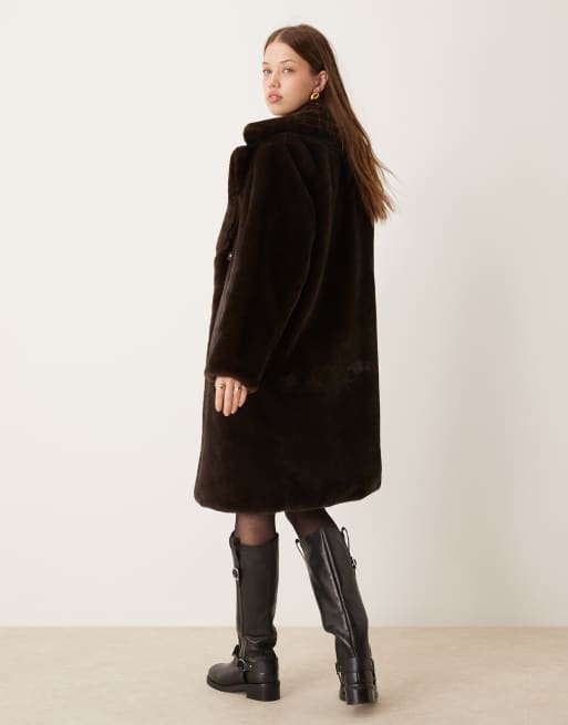 New Look - Chokoladebrun longline-frakke i imiteret pels, 3 af 4