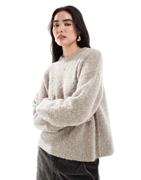 New Look chunky boucle oversized jumper in mink - view 1
