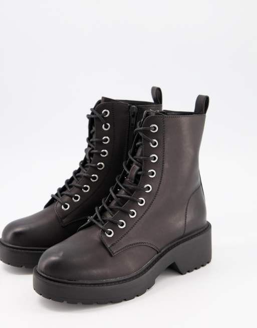 New Look chunky flat lace-up boots in black