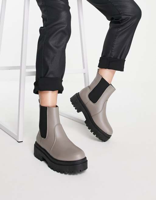 flat chelsea boots with track sole