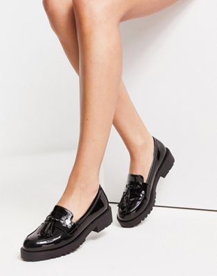 New Look chunky patent fringe loafer in black