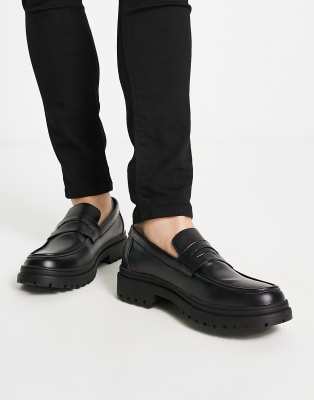 New Look chunky penny loafers in black | ASOS