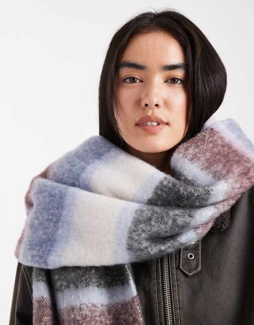 New Look chunky stripe scarf in blue, 2 of 3