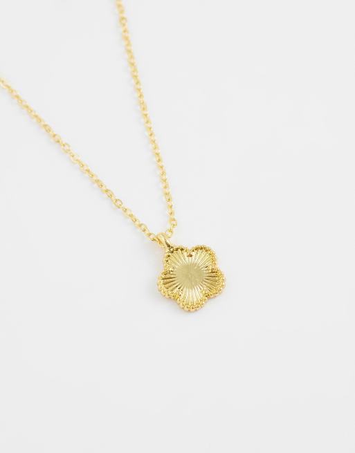 New Look clover flower gold plated necklace in gold , 4 of 4