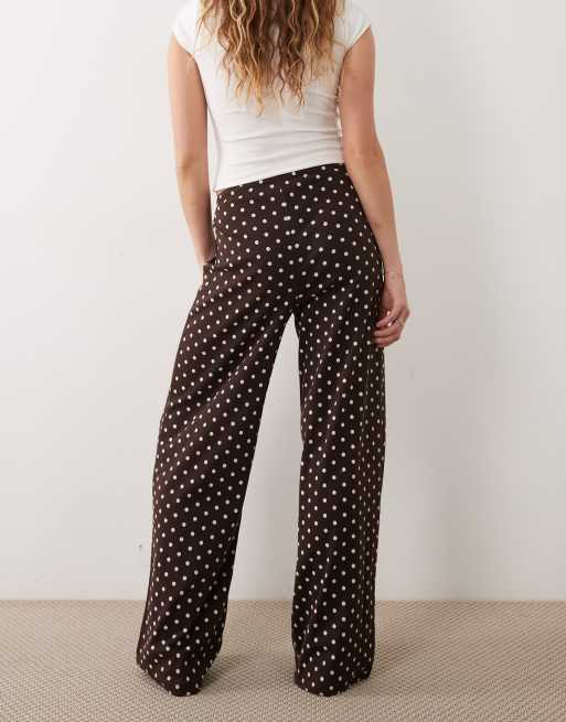 New Look co-ord con pantaloni a gamba ampia a pois marroni, 5 di 5