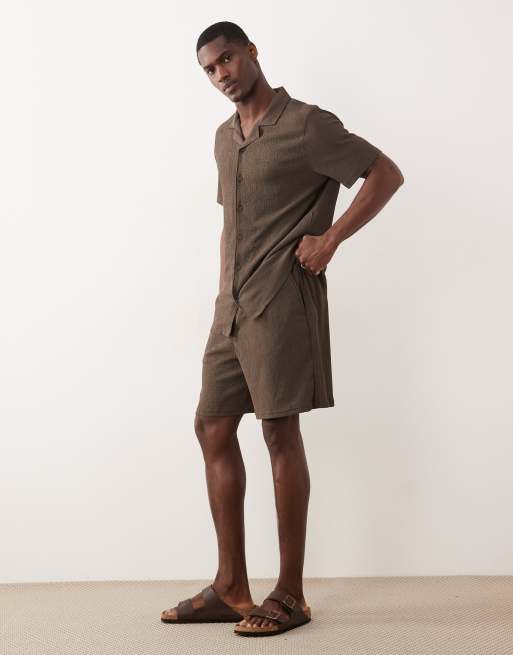 New Look co-ord crinkle shirt in brown , 2 of 5