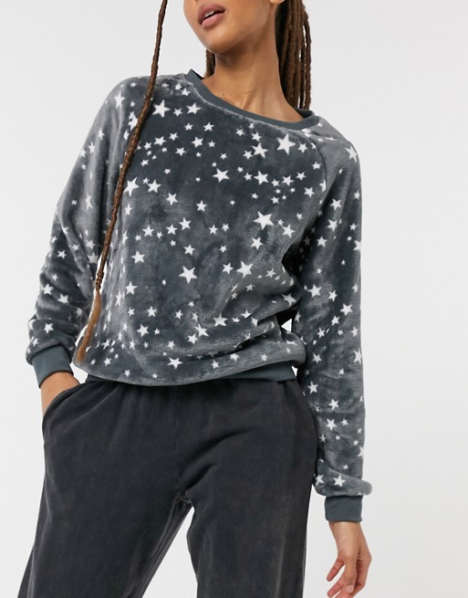 New Look co-ord fleece pyjama top in star print
