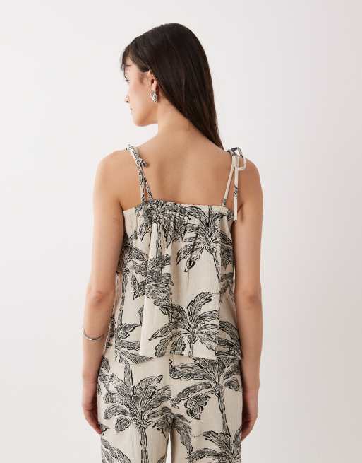 New Look co-ord mono palm print beach shell top in cream pattern, 4 of 4