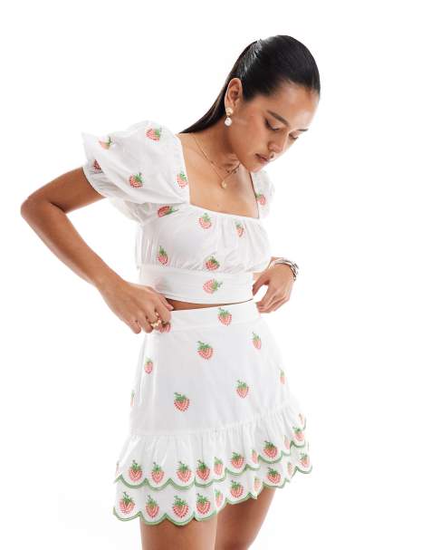 New Look co-ord strawberry embroidered mini skirt in white - view 1