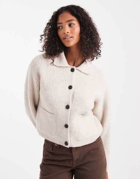 New Look collar button through cardigan in cream - view 1