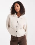 [New Look] New Look collar button through cardigan in cream-White 16 13-cream