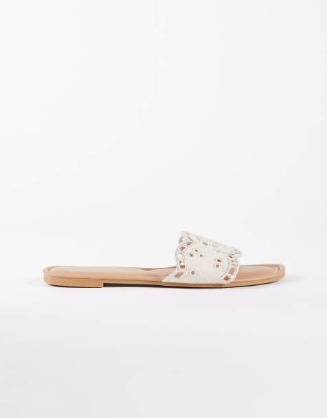 New Look - Cremehvide sandaler med broderie anglaise - view 1