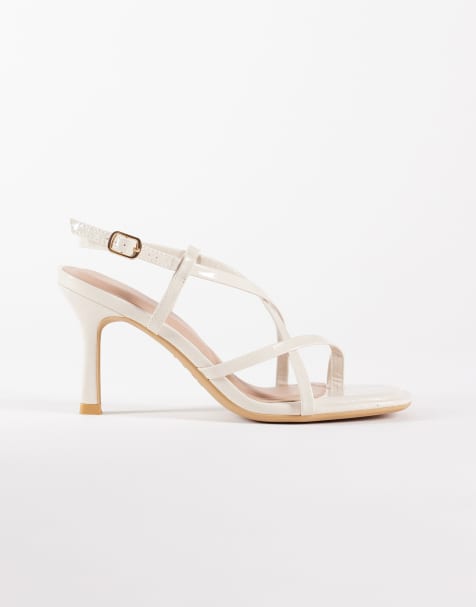 New Look - Cremehvide sandaler med flere stropper og blokhæl samt tårem - view 1