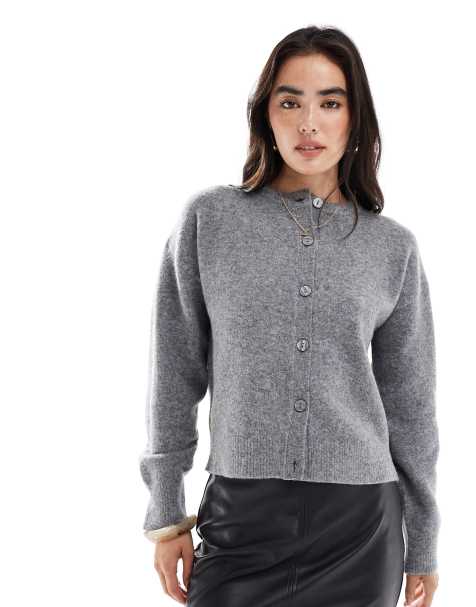 New Look crew neck button down cardigan in mid grey - view 1