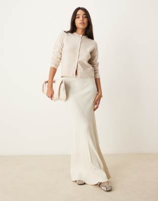 New Look New Look crew neck button down cardigan in oatmeal-White
