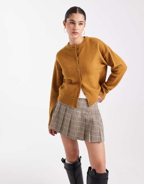 New Look crew neck cardigan in ochre yellow