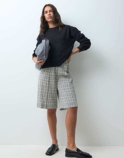 New Look crew neck jumper in black - view 1