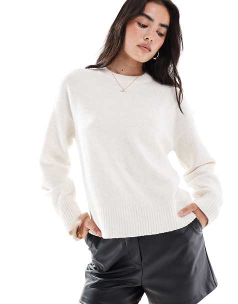 New Look crew neck jumper in cream - view 1