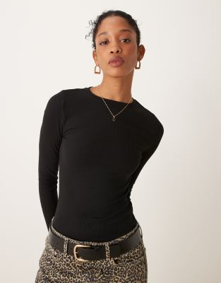 New Look crew neck long sleeve bodysuit in black - view 1