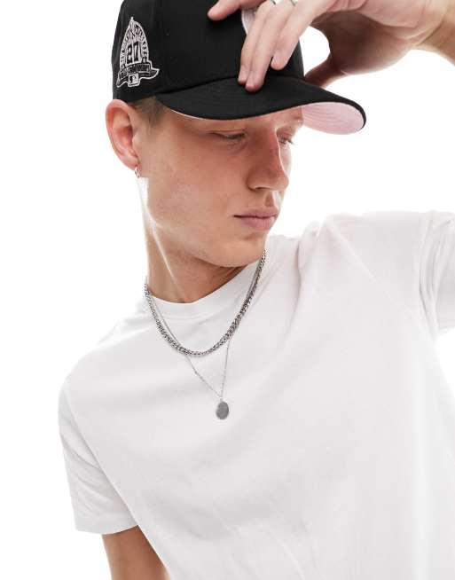 New Look crew neck regular fit t-shirt in white, 3 of 4