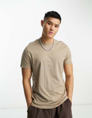 New Look crew neck t-shirt in brown - ASOS Price Checker