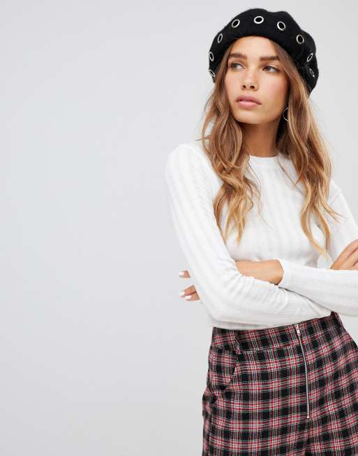 cream crew neck outfit