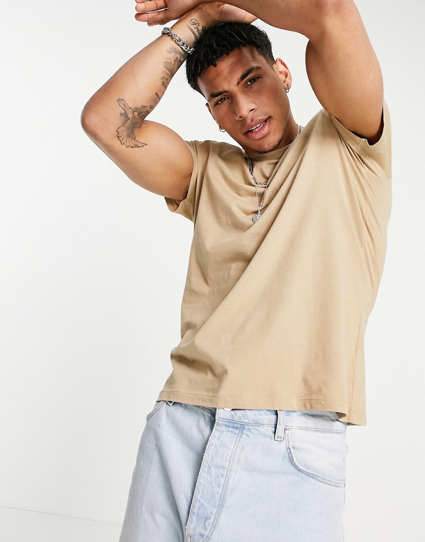 New Look crew T-shirt in camel-Neutral