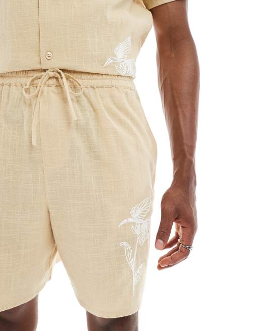 New Look crinkle embroidered shorts in stone (part of a set), 5 of 5