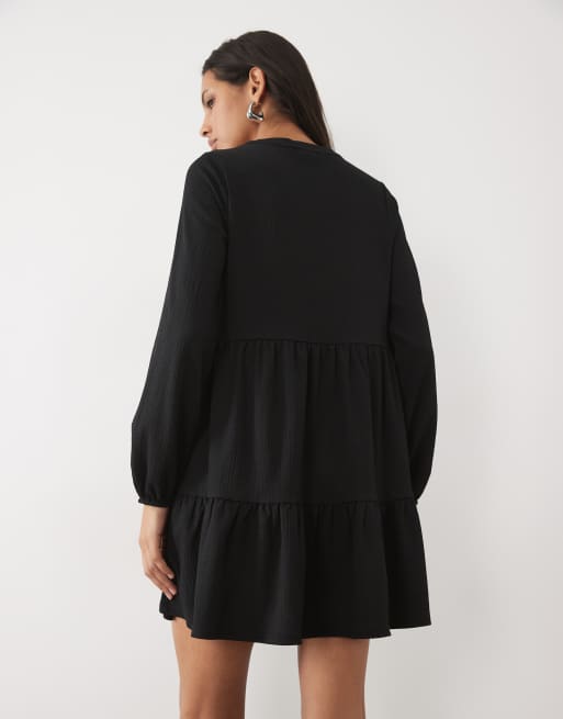 New Look crinkle long sleeve mini dress in black, 4 of 4