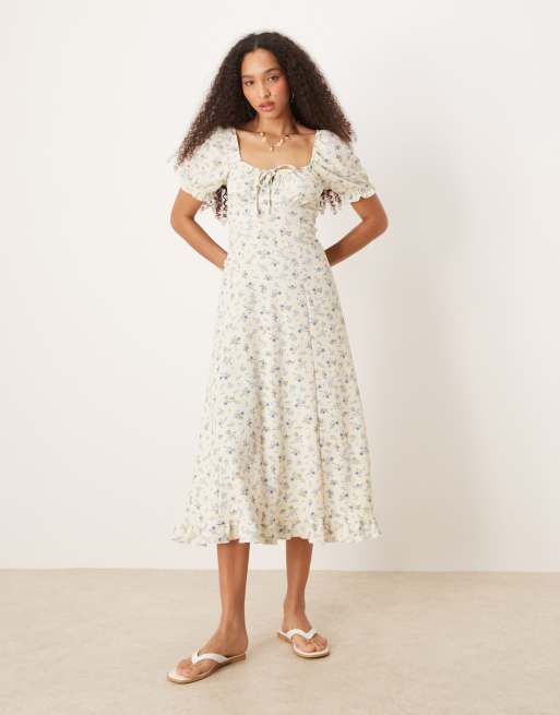 New Look crinkle milkmaid midi dress in cream floral, 2 of 4