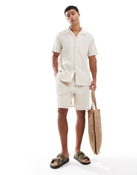 New Look crinkle shorts co-ord in off white