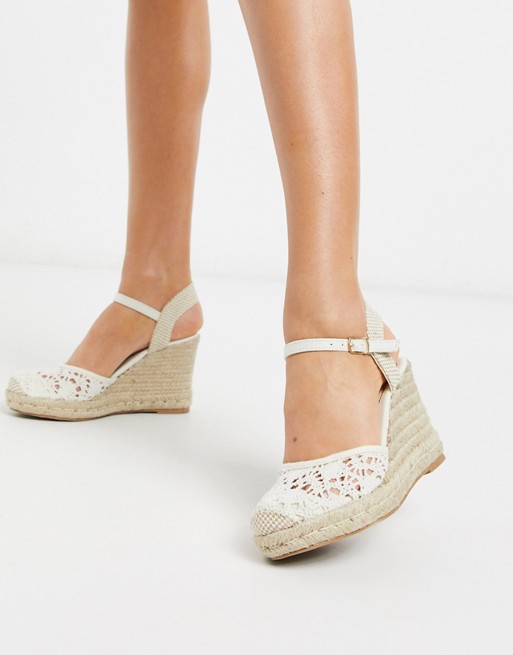 New Look crochet heeled wedges in off white
