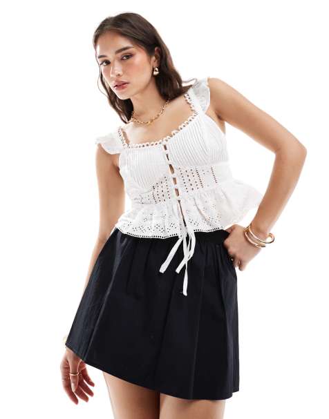 New Look - Crop top boutonné en broderie anglaise - Blanc - view 1