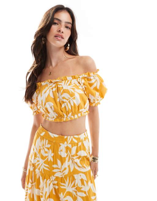 New Look - Cropped bardot-top met bladprint in geel, deel van co-ord set