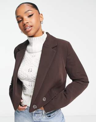 New Look Cropped Blazer In Dark Brown