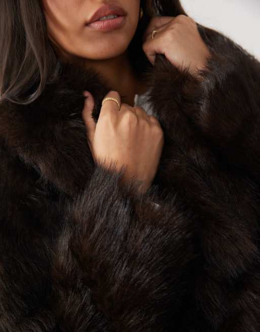 New Look cropped faux fur jacket in dark brown, 4 of 4