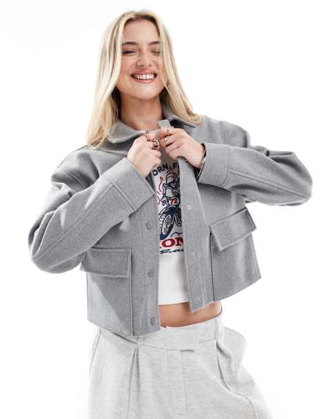 New Look cropped shacket with pockets in grey - view 1