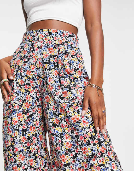 New Look cropped wide leg trousers in black floral | ASOS