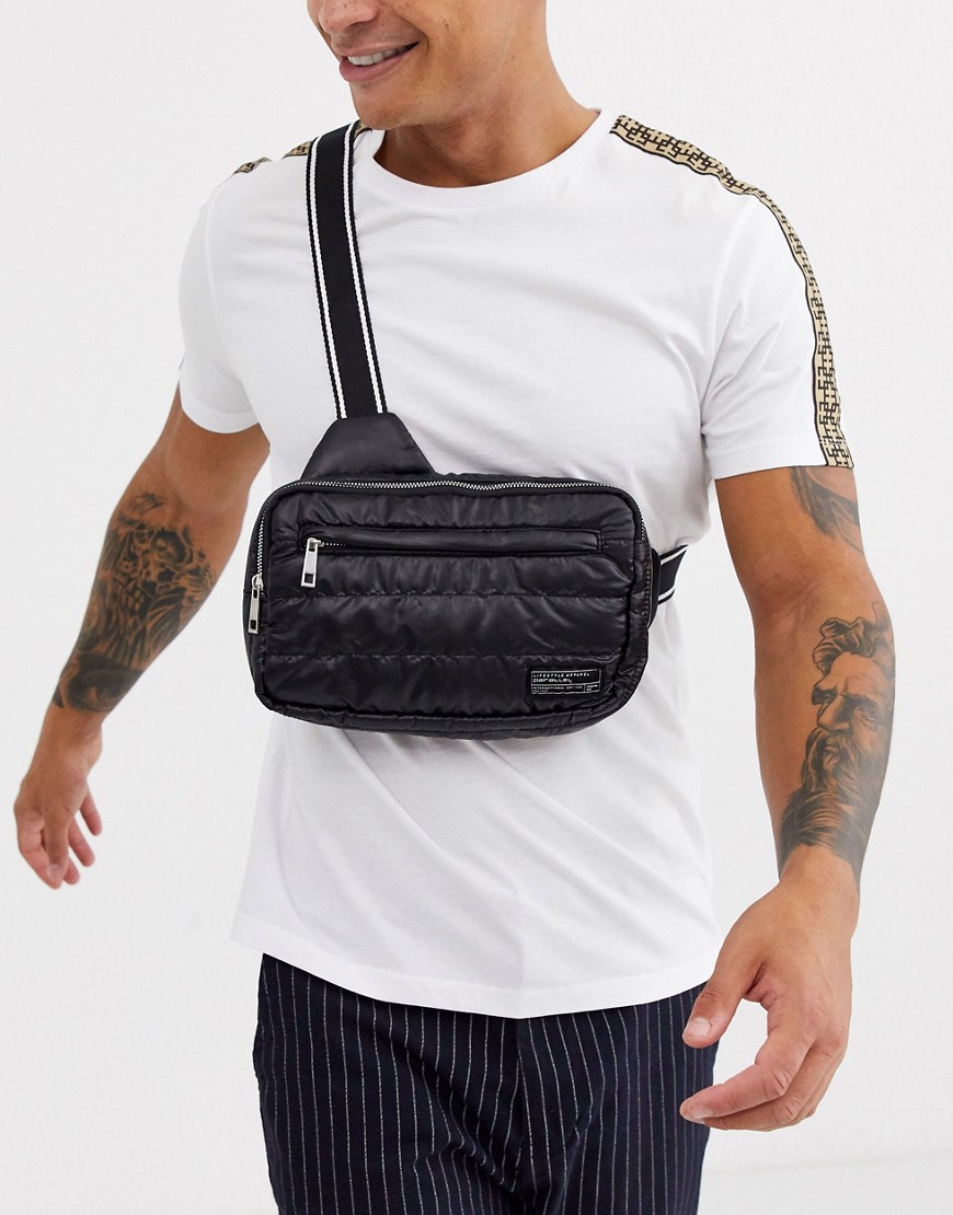 New Look cross body bag in quilted black
