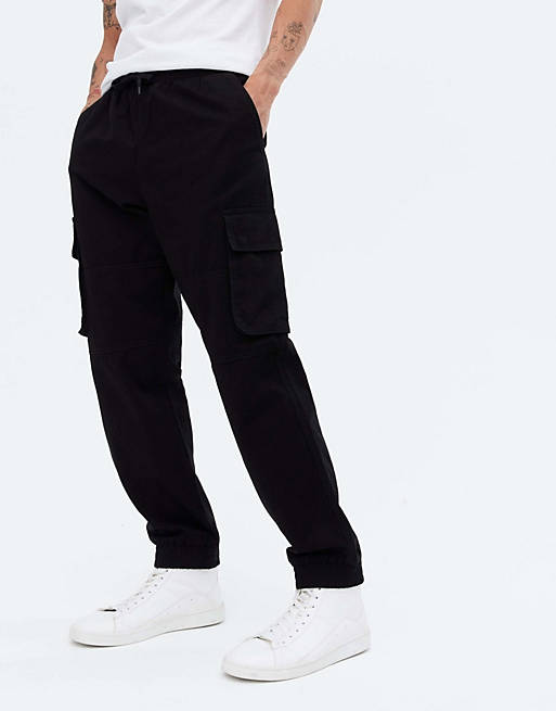 New Look cuffed cargo trousers in black | ASOS