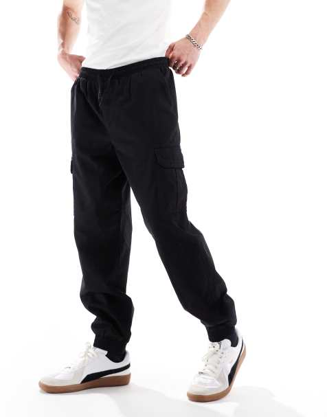 New Look cuffed cargo trousers in black - view 1