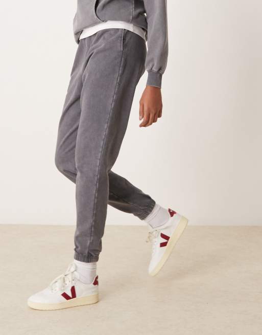 New Look cuffed joggers in acid wash ASOS